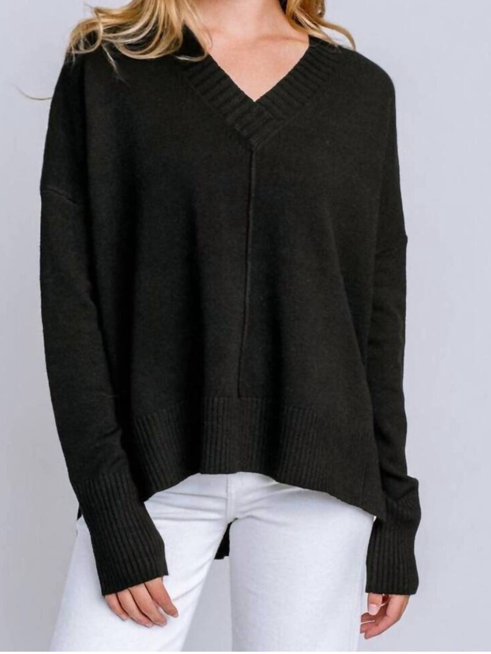 KERISMA Gwyneth V Neck Oversized Sweater Size S/M